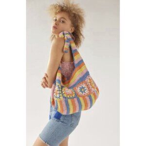 URBAN OUTFITTERS CORAL WOVEN HOBO BAG CROCHET BOHO HIPPIE FESTIVAL EUC